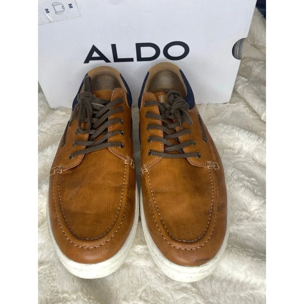 Aldo Low top sneaker size 10